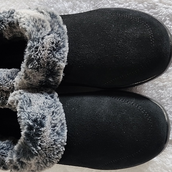 Skechers Go Lounge Faux Fur Joy Suede Slip On Shoes / Slippers - Picture 3 of 9